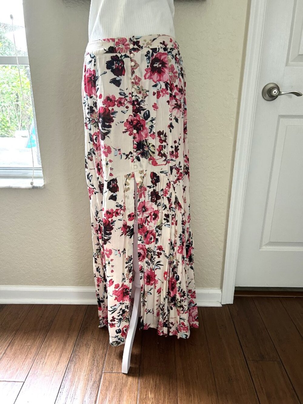 En Creme Floral Maxi Skirt